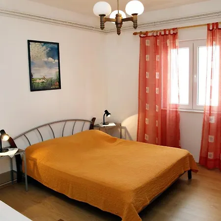928a * Vodice