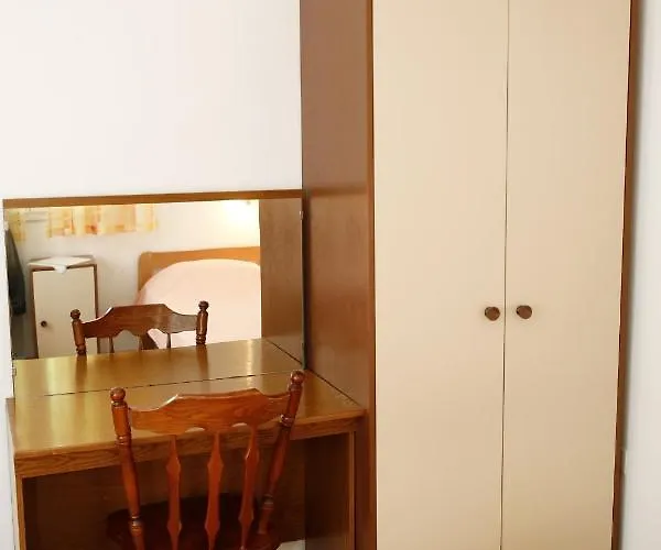 928a * ヴォディツェ