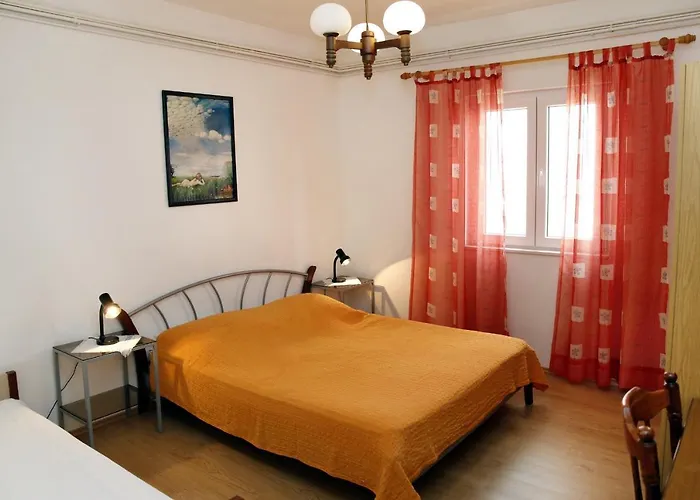 928a * ヴォディツェ